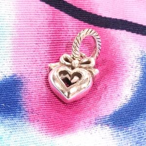 BRIGHTON RETIRED OPEN LOVE CHARM NWOT